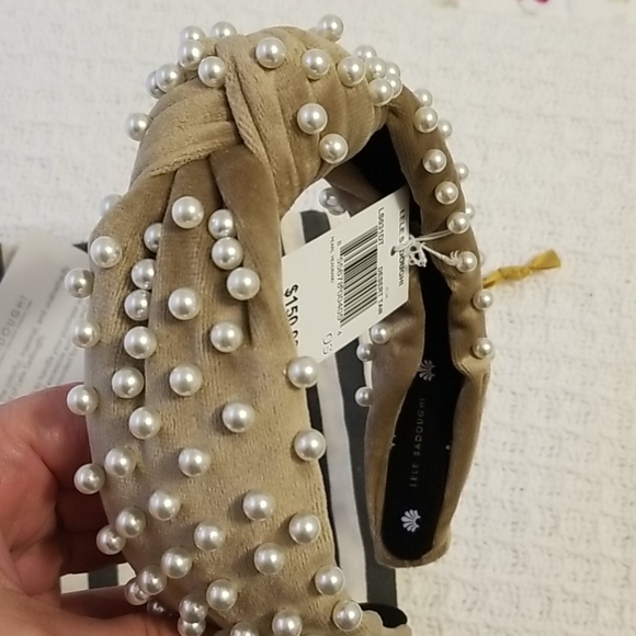 🎀 Lele Sadoughi Desert Tan Velvet Knot Headband - Picture 5 of 9